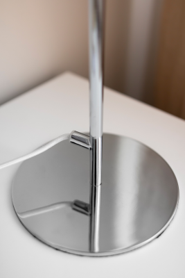 Icon 25 bordslampa krom#4