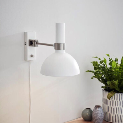 Larry vägglampa 1L vit/stål