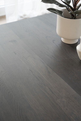 Filippa matbord runt 120 cm mörkbrun ek, inkl 1 iläggsskiva#6