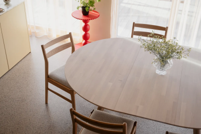 Clapperton matbord runt Ø140 vitpigmenterad ek#3