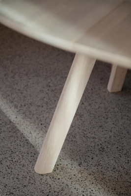 Clapperton matbord runt Ø140 vitpigmenterad ek#4