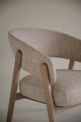 Barnaby loungestol ljusbeige tyg/vitpigmenterad ek#3