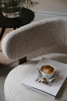 Jenison loungestol ljusbeige tyg/brun ek#5