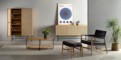 Racquet vitrin 2-dörr oljad ek/rotting, svarta metallben#3