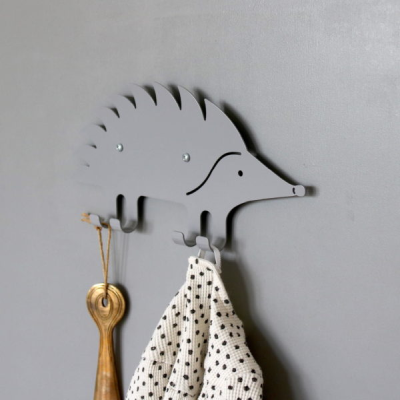 Igelkott väggkrok grå