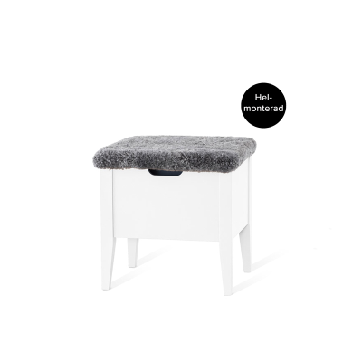 Klinte bänk 45 cm vitlack med äkta fårskinn