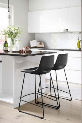 Manning barstol svart konstläder/svarta ben#2