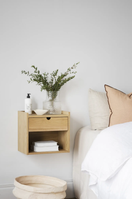 Hillmond sängbord ek#3