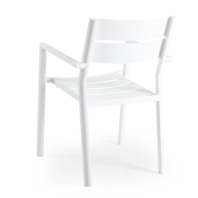 Delia karmstol vit#2